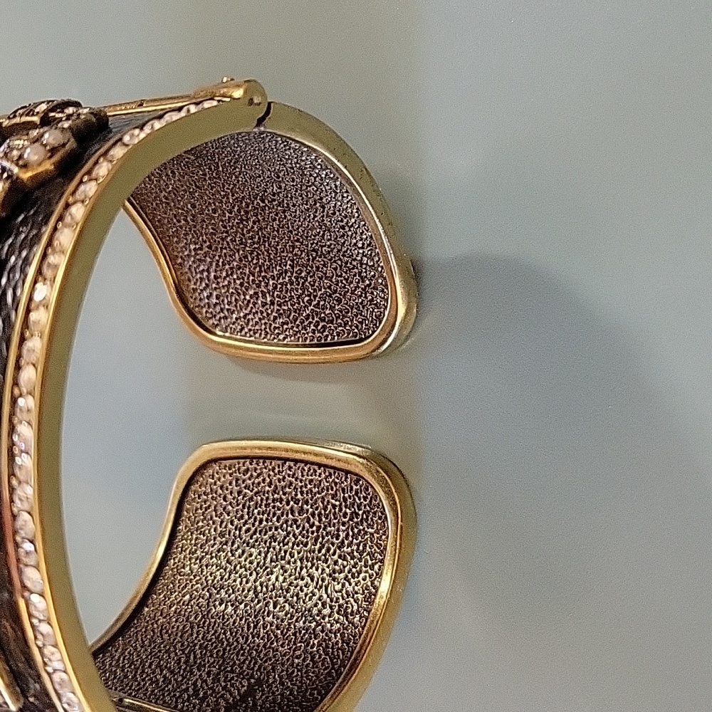 Heidi Daus Black Leather Jeweled Double Hinged Cuff Bracelet Swarovski Crystals - Picture 2 of 8